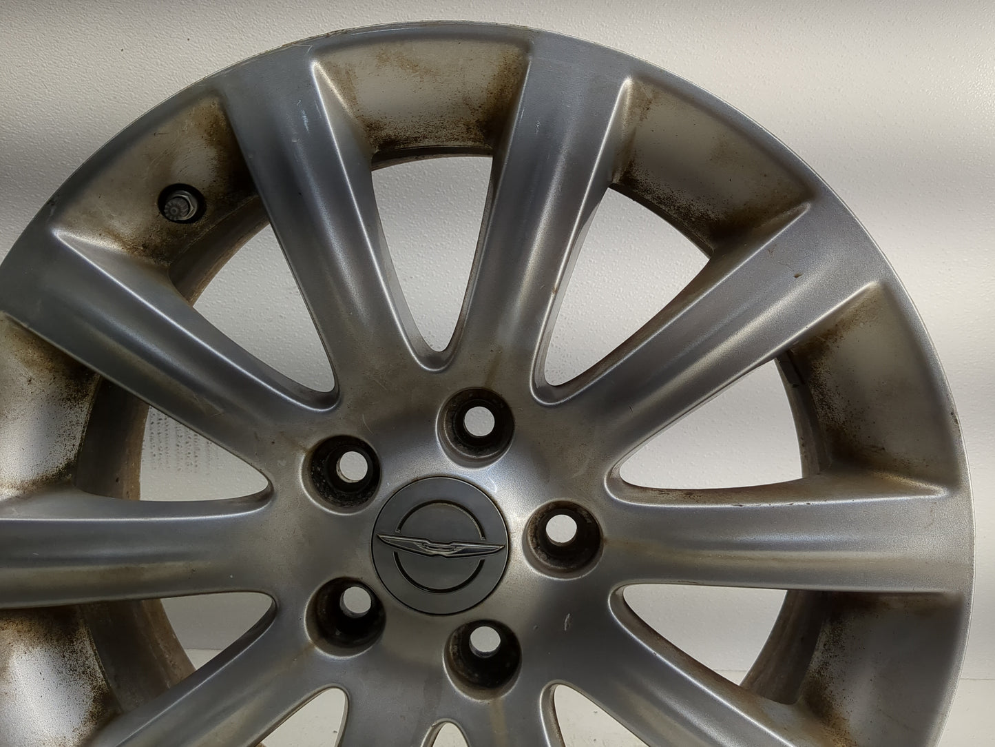 2011-2014 Chrysler 200 Oem Wheel Rim 1247538 - Oemusedautoparts1.com