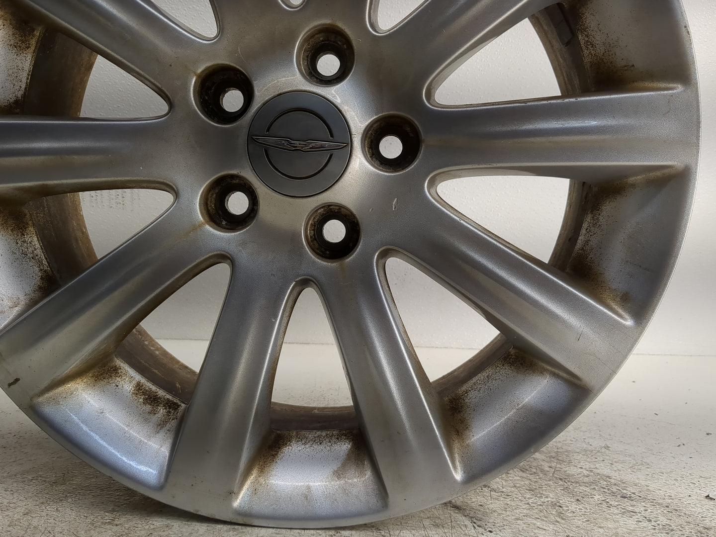 2011-2014 Chrysler 200 Oem Wheel Rim 1247538 - Oemusedautoparts1.com