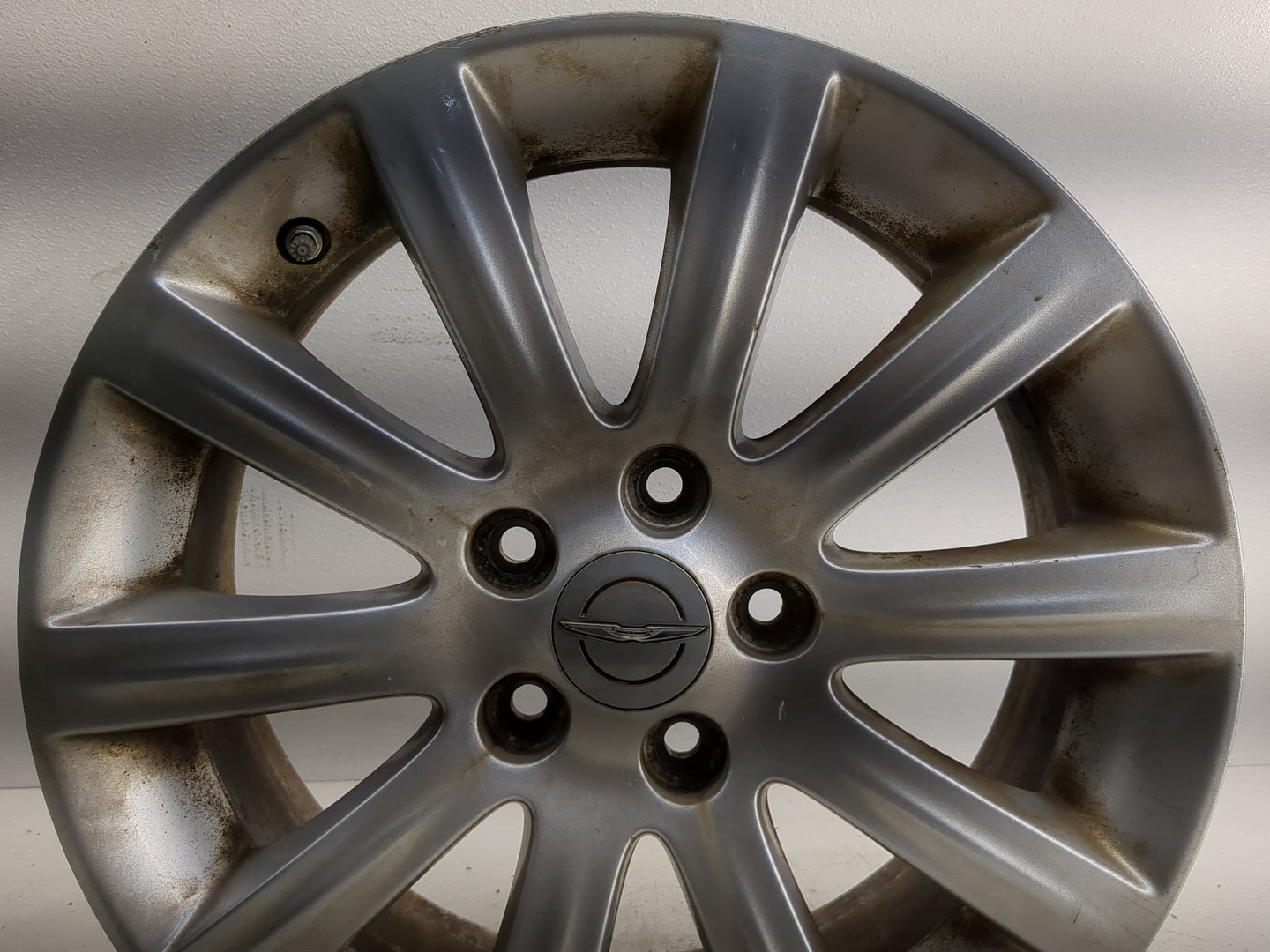 2011-2014 Chrysler 200 Oem Wheel Rim 1247538 - Oemusedautoparts1.com