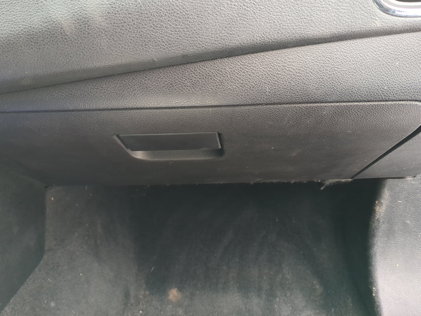 2011 Chrysler 200 Passenger Glove Box Door Storage Compartment 1248550 - Oemusedautoparts1.com