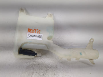 2011-2014 Chrysler 200 Windshield Washer Fluid Reservoir Bottle Oem - Oemusedautoparts1.com