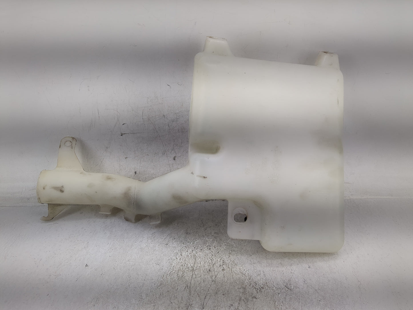 2011-2014 Chrysler 200 Windshield Washer Fluid Reservoir Bottle Oem - Oemusedautoparts1.com