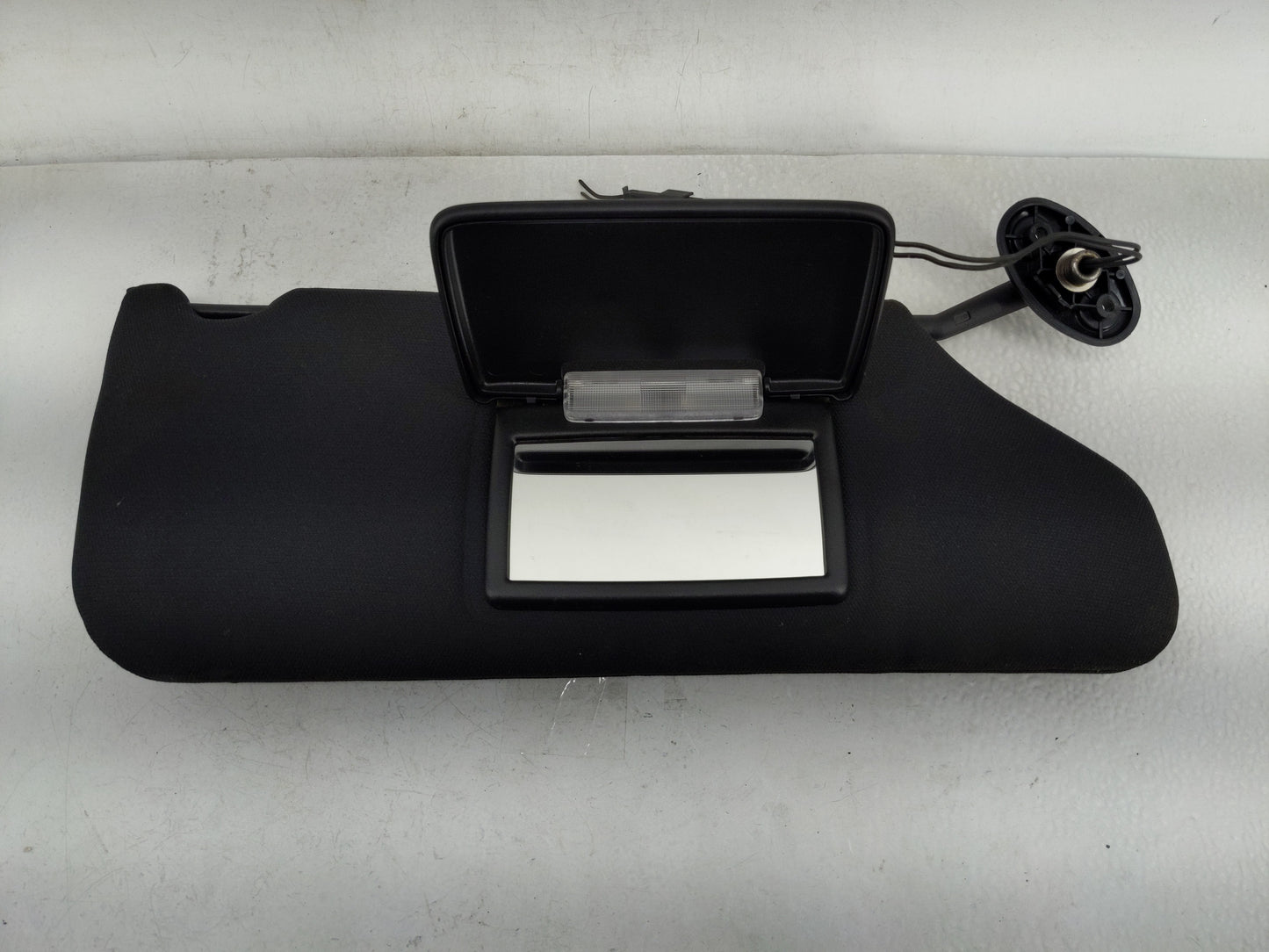2011-2014 Chrysler 200 Sun Visor Shade Replacement Passenger Right Mirror Fits Fits 2011 2012 2013 2014 OEM Used Auto Parts 