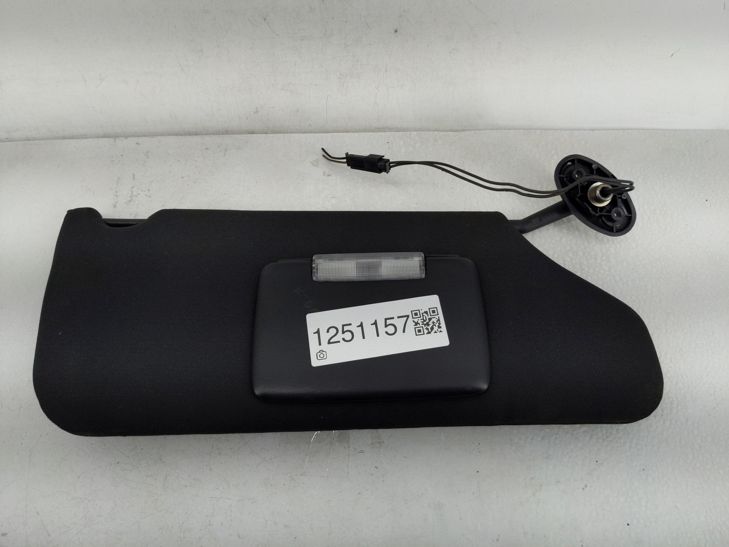 2011-2014 Chrysler 200 Sun Visor Shade Replacement Passenger Right Mirror Fits Fits 2011 2012 2013 2014 OEM Used Auto Parts 