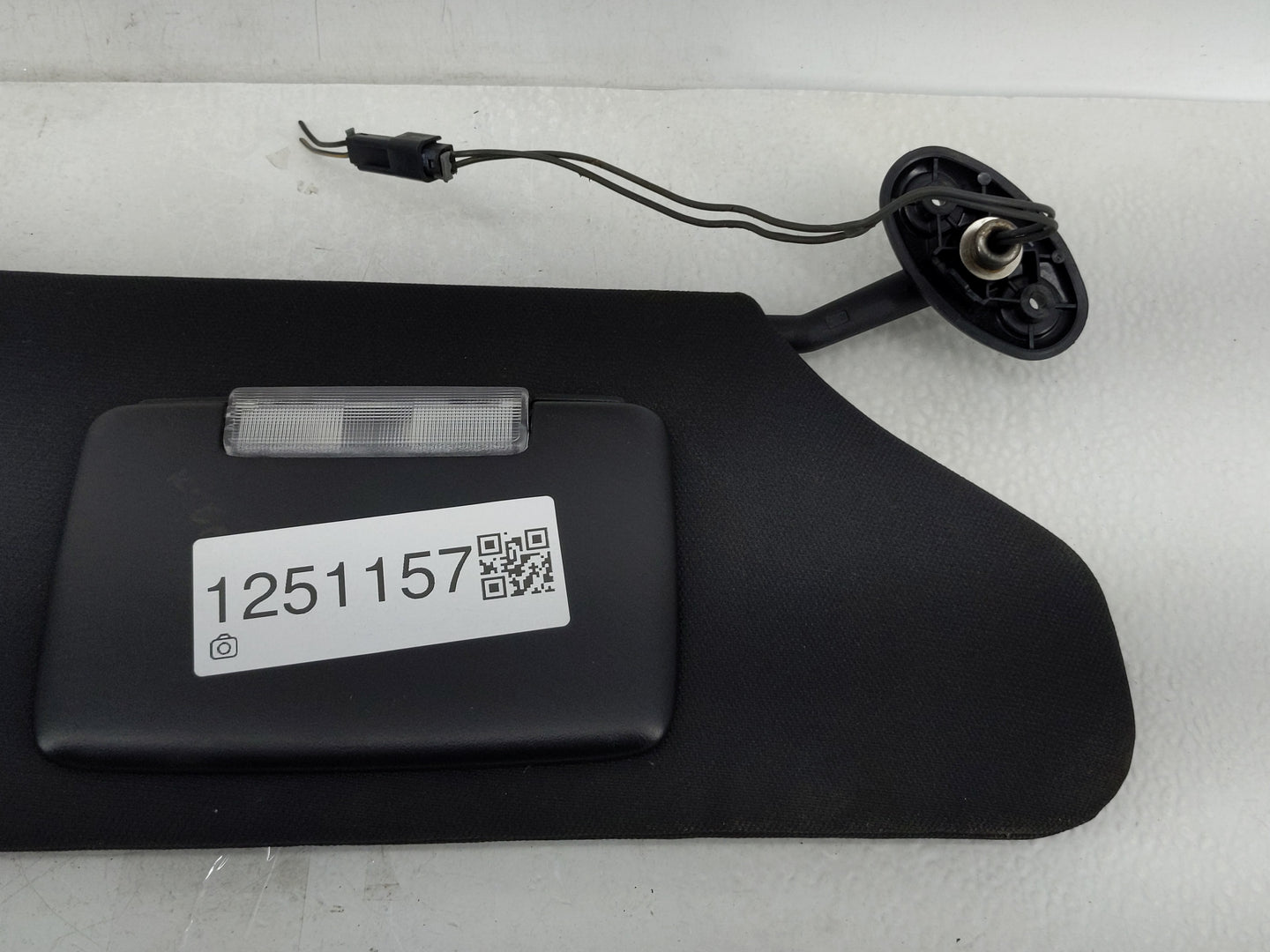 2011-2014 Chrysler 200 Sun Visor Shade Replacement Passenger Right Mirror Fits Fits 2011 2012 2013 2014 OEM Used Auto Parts 