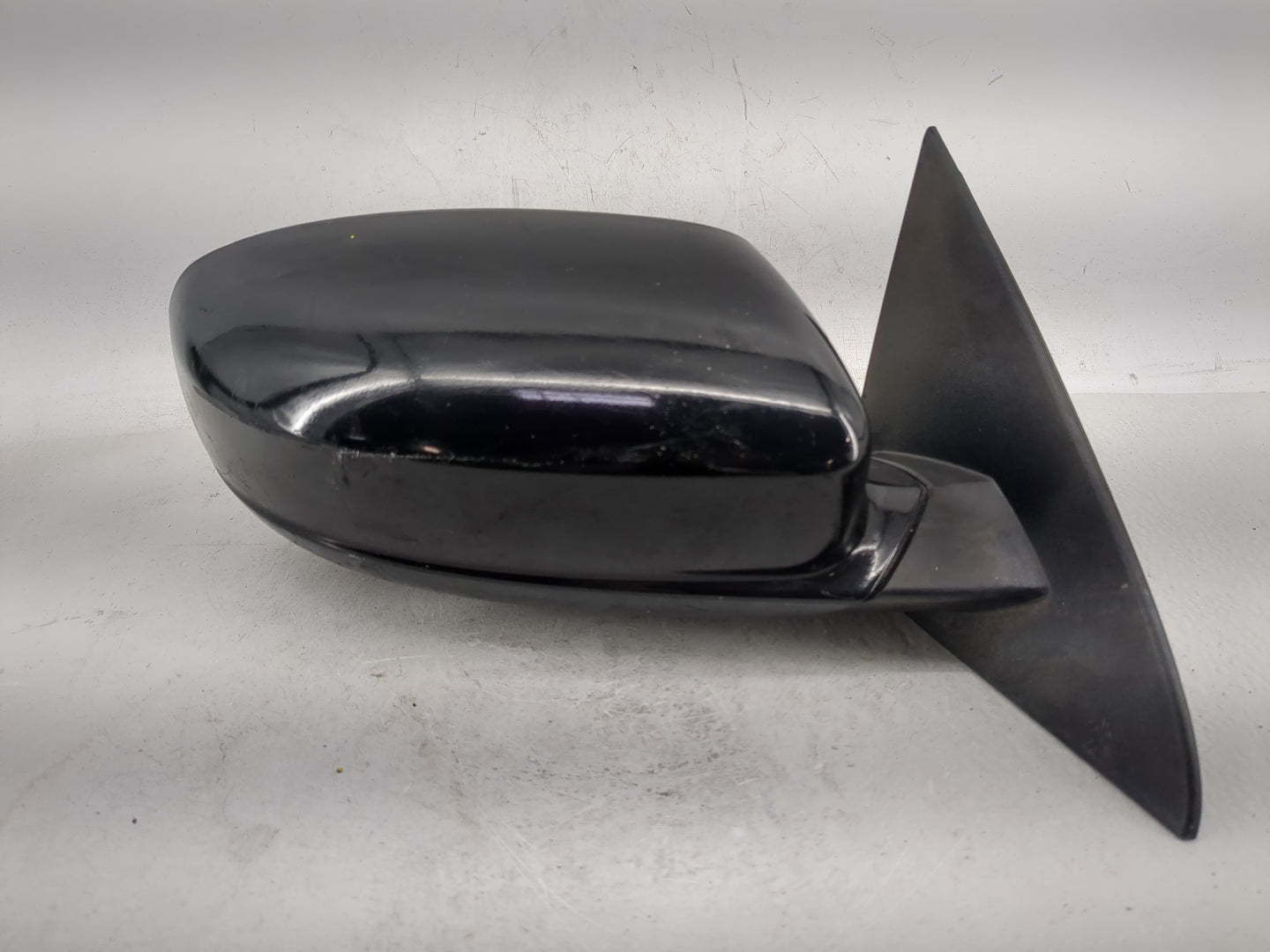 2011-2014 Chrysler 200 Passenger Side View Mirror - Right Door Mirror OEM Used - Oemusedautoparts1.com