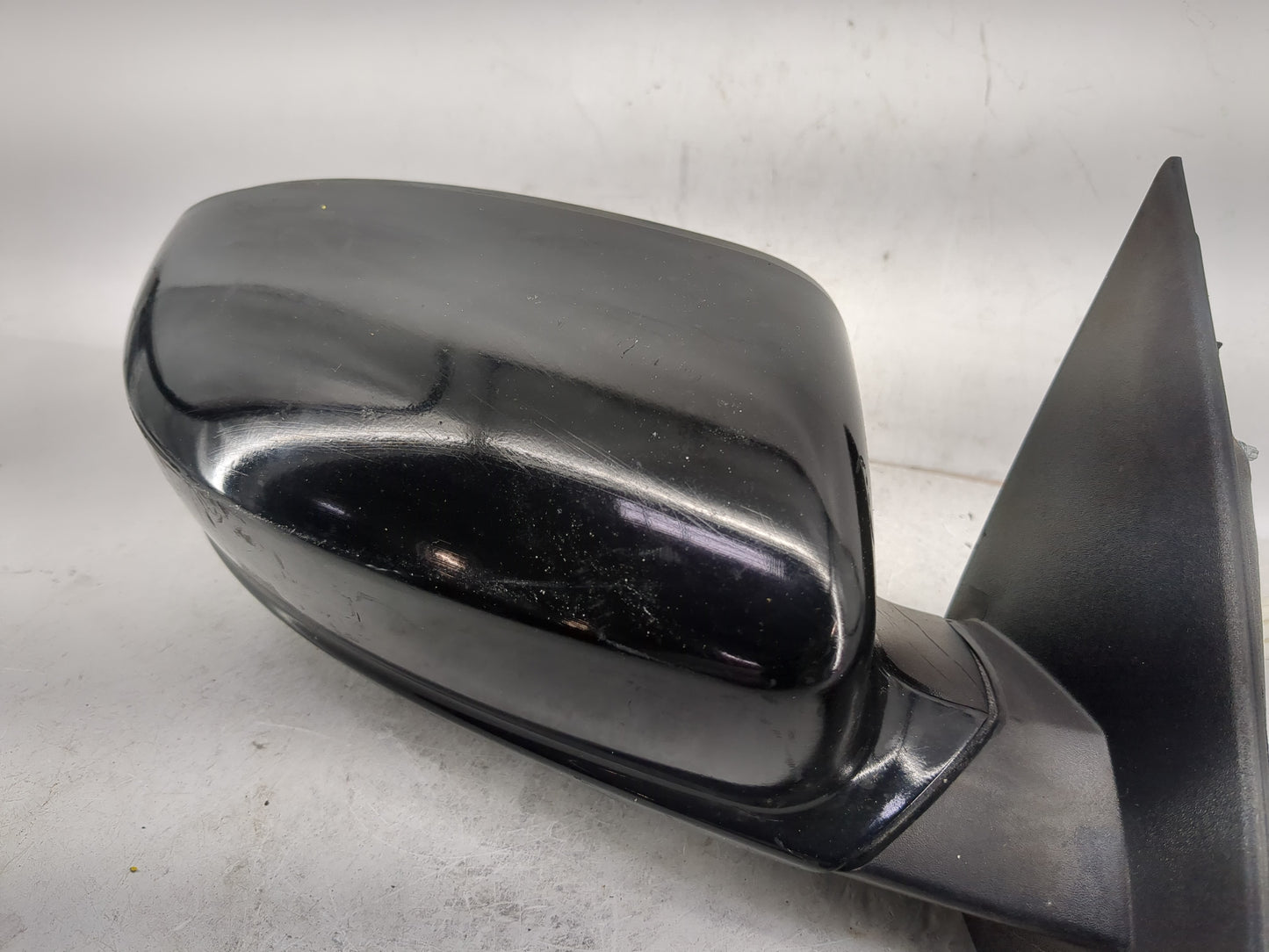 2011-2014 Chrysler 200 Passenger Side View Mirror - Right Door Mirror OEM Used - Oemusedautoparts1.com