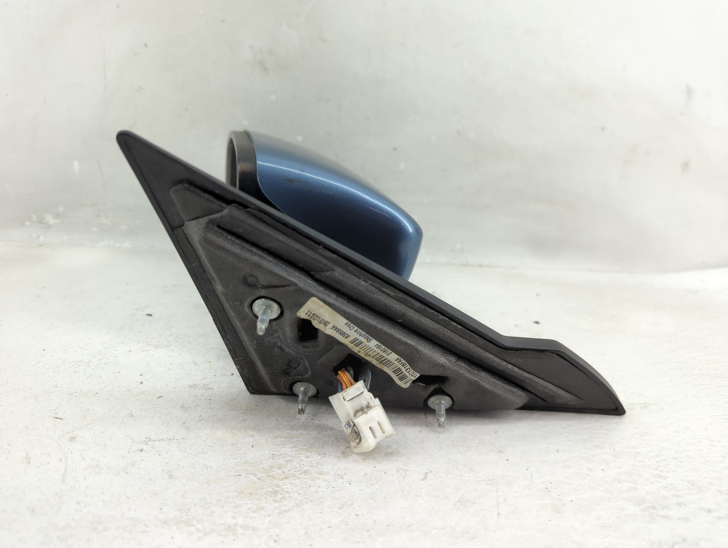 2011-2014 Chrysler 200 Driver Side View Mirror - Left Door Mirror OEM Used - Oemusedautoparts1.com