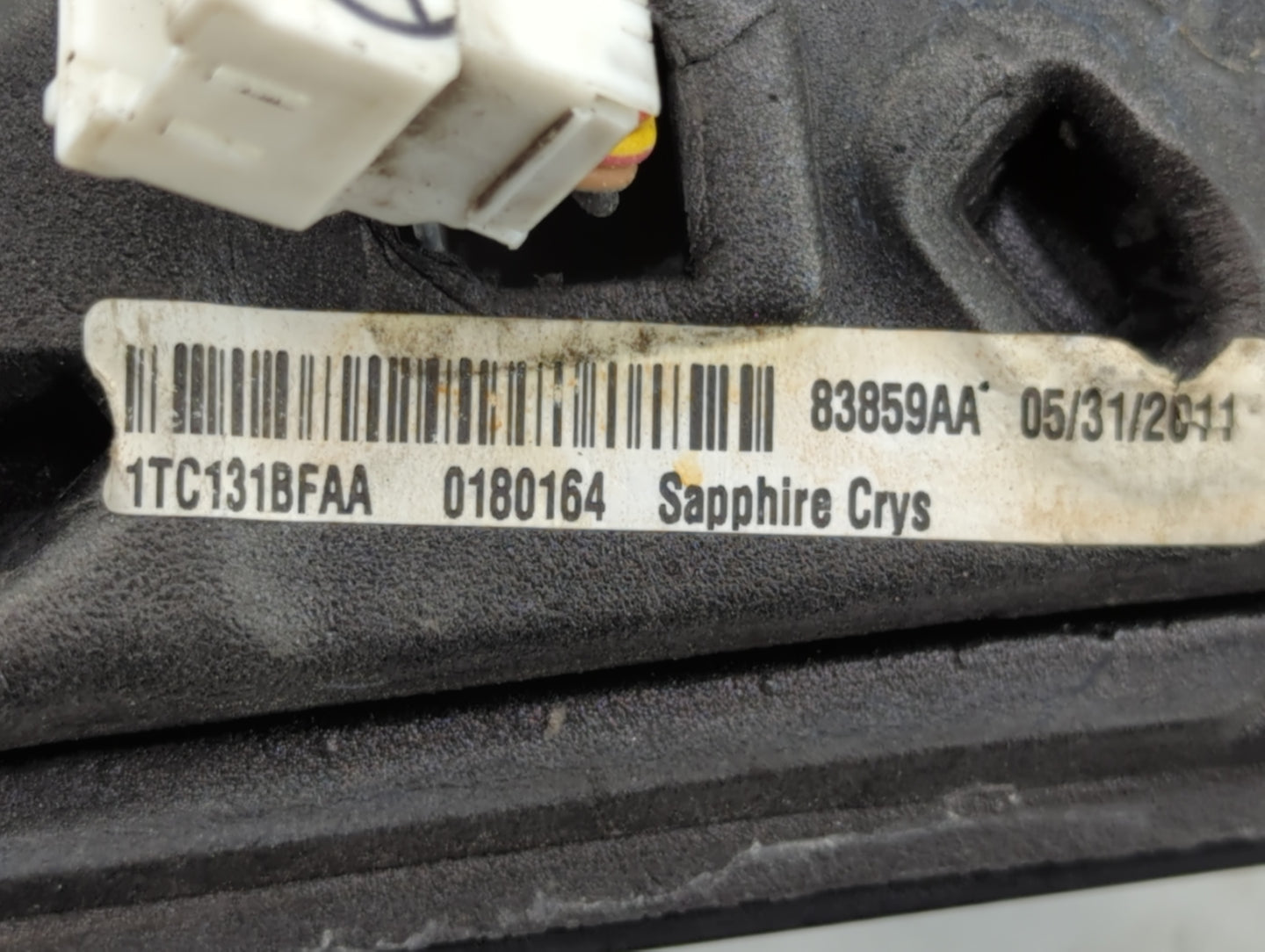 2011-2014 Chrysler 200 Driver Side View Mirror - Left Door Mirror OEM Used - Oemusedautoparts1.com