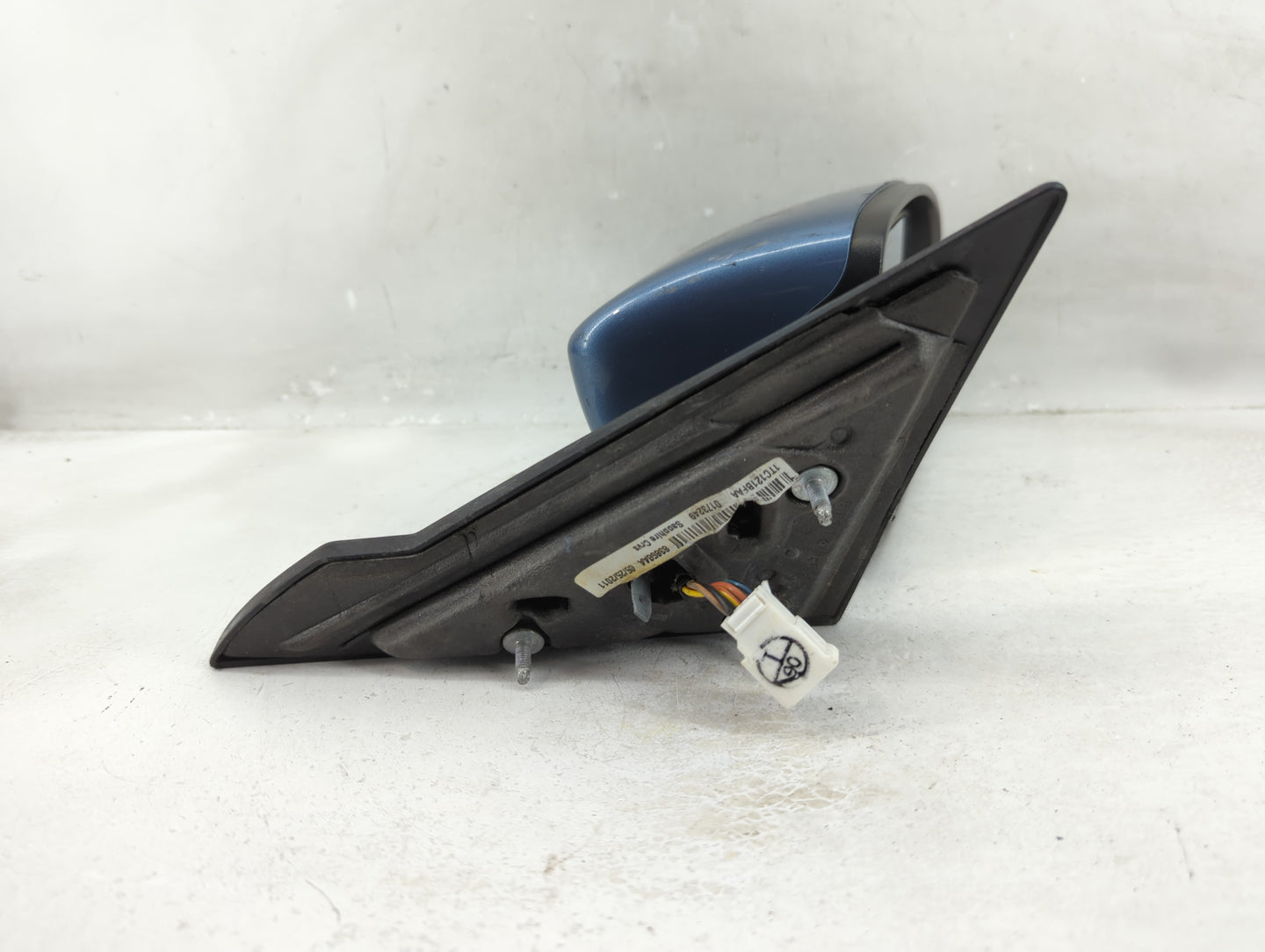 2011-2014 Chrysler 200 Passenger Side View Mirror - Right Door Mirror OEM Used - Oemusedautoparts1.com