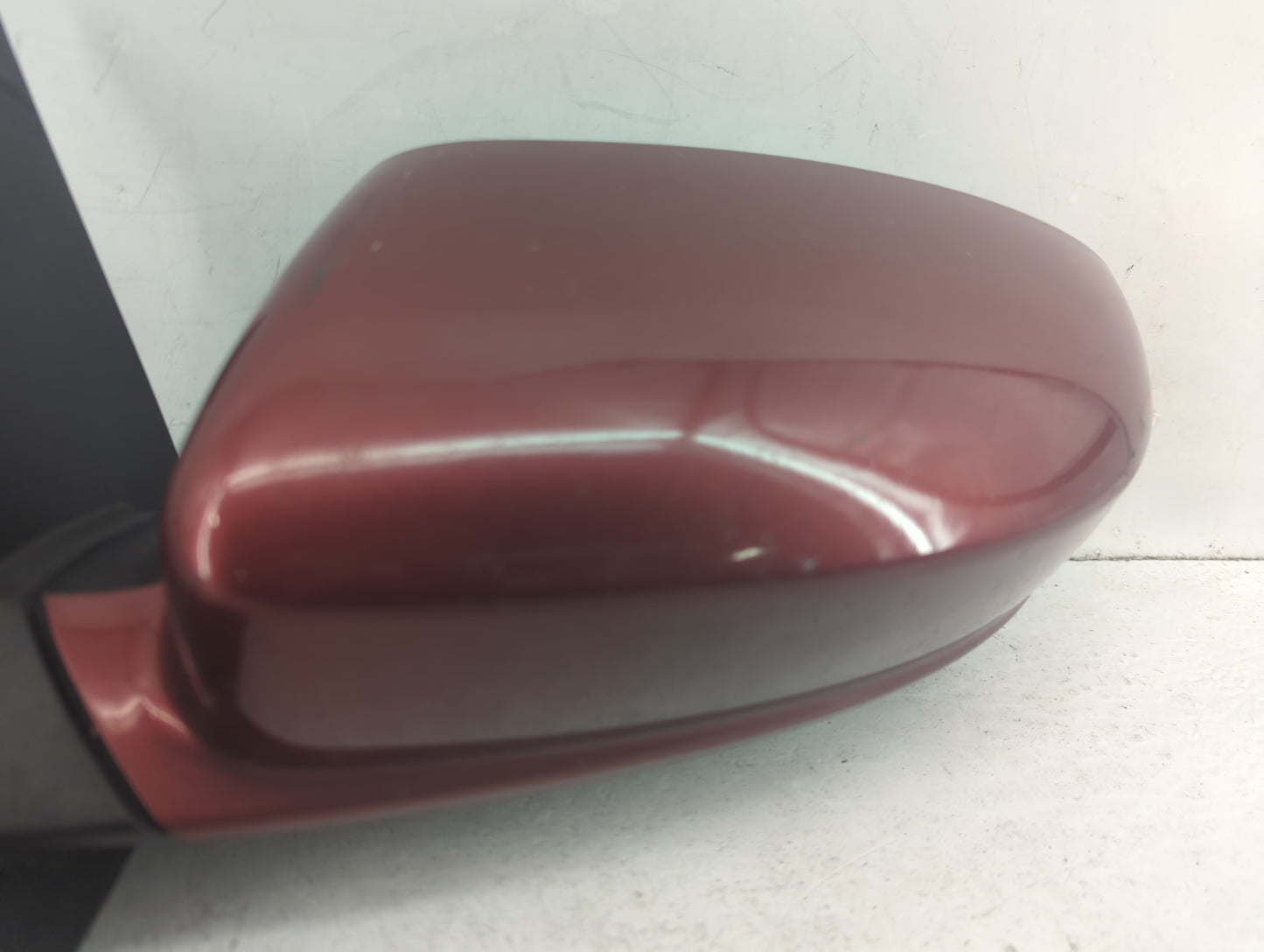 2011-2014 Chrysler 200 Driver Side View Mirror - Left Door Mirror OEM Used - Oemusedautoparts1.com