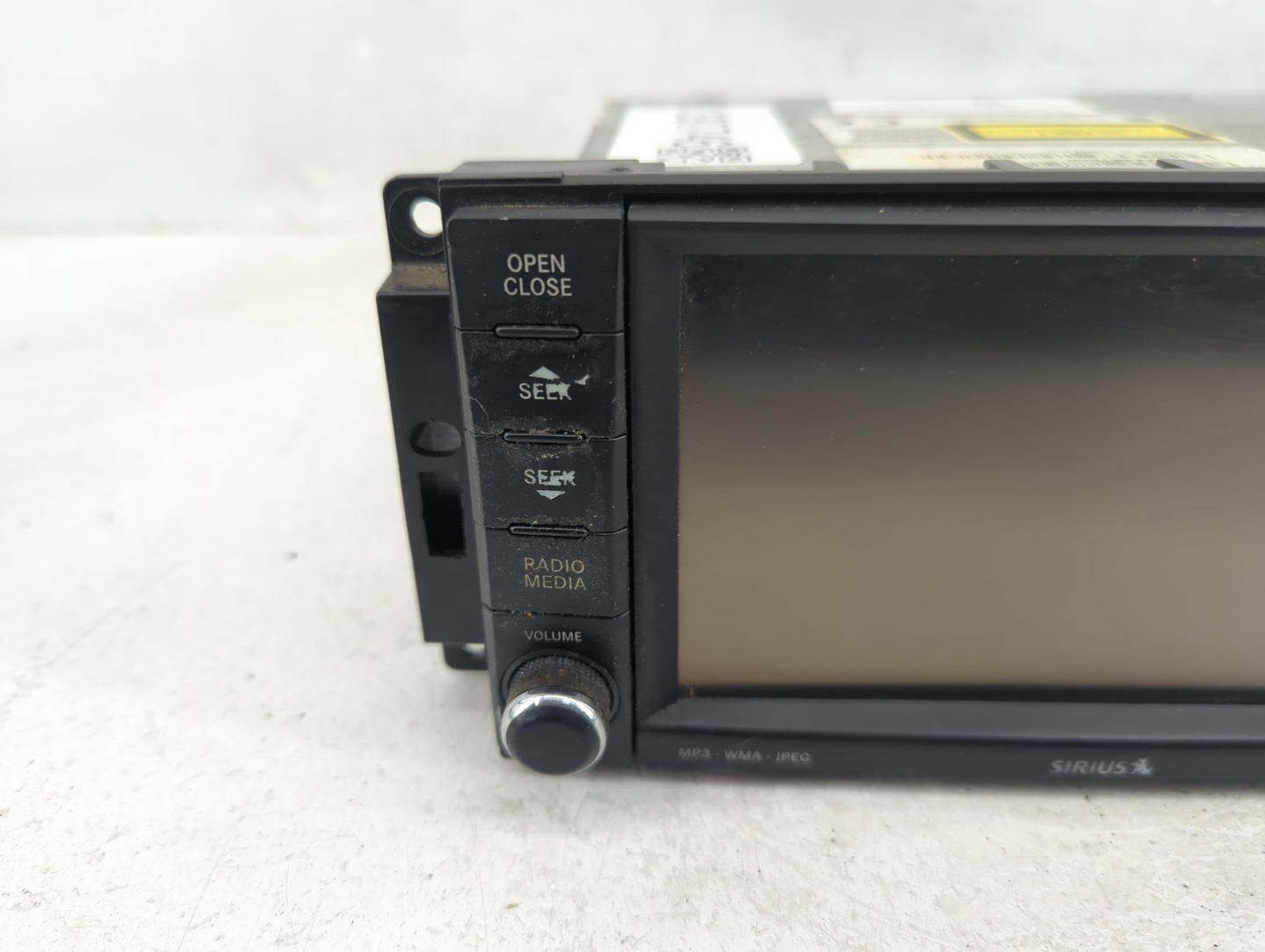 2011-2012 Chrysler 200 Radio AM FM Cd Player Receiver Replacement P/N:68224879AA Fits Fits 2011 2012 OEM Used Auto Parts - O
