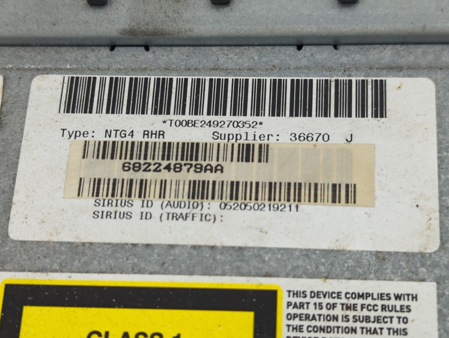 2011-2012 Chrysler 200 Radio AM FM Cd Player Receiver Replacement P/N:68224879AA Fits Fits 2011 2012 OEM Used Auto Parts - O