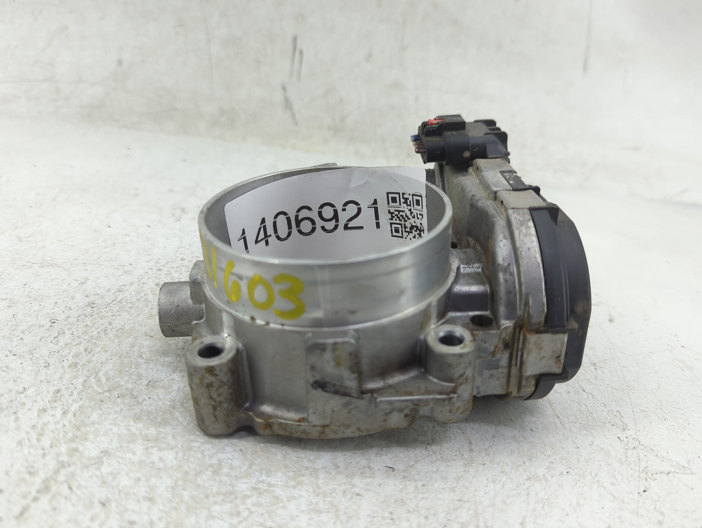 2011-2017 Chrysler 200 Throttle Body P/N:05184349AC Fits Fits 2011 2012 2013 2014 2015 2016 2017 2018 2019 2020 2021 2022 OE