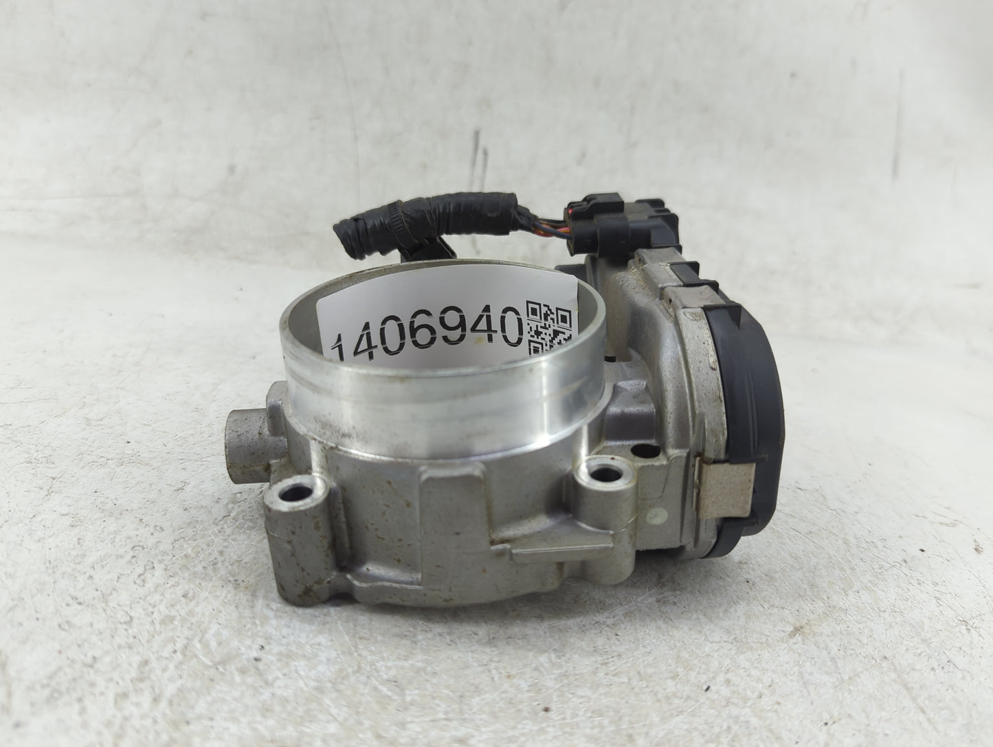 2011-2014 Chrysler 200 Throttle Body P/N:05184349AC Fits Fits 2007 2008 2009 2010 2011 2012 2013 2014 2015 2016 2017 2018 OE