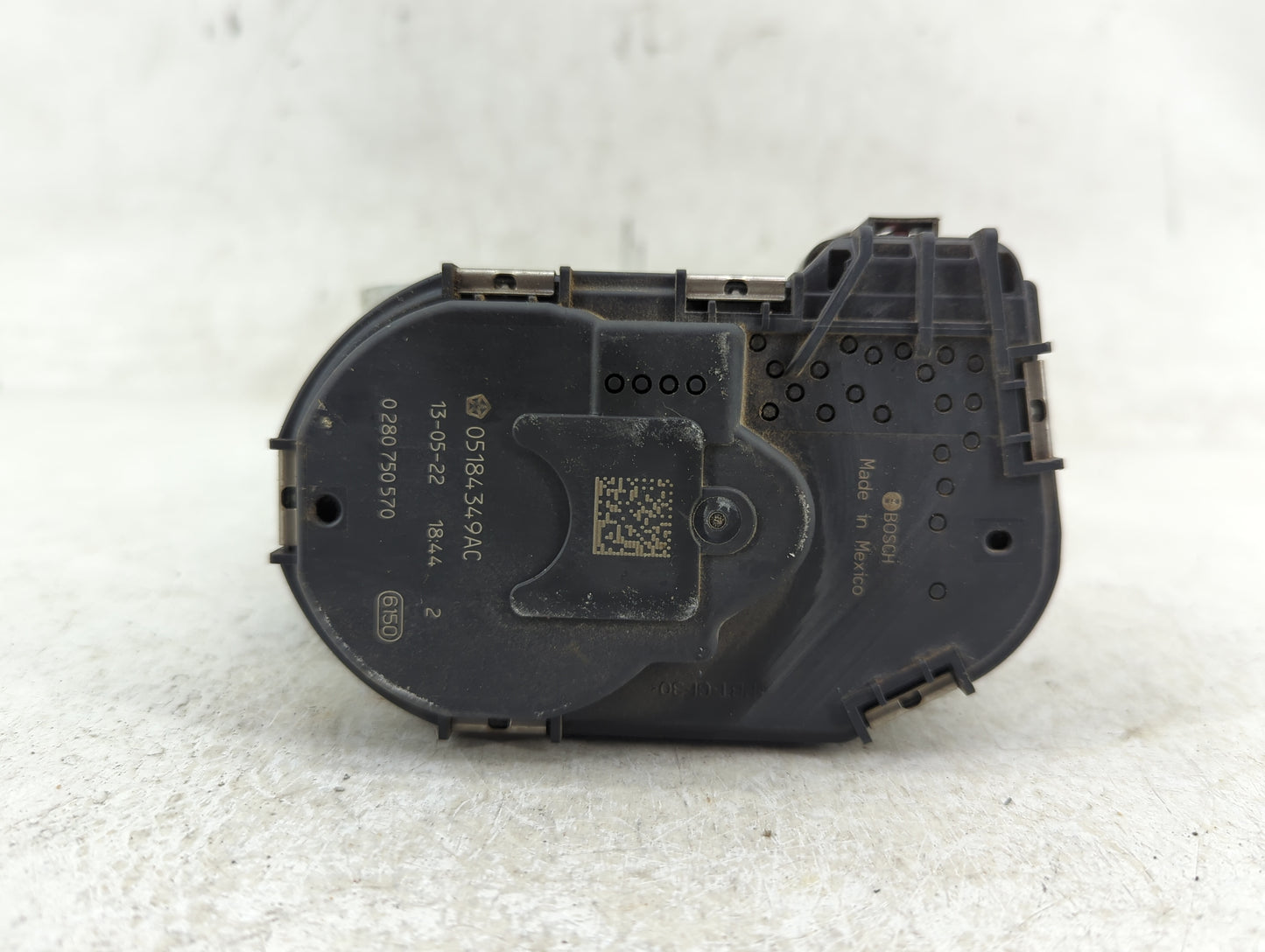 2011-2014 Chrysler 200 Throttle Body P/N:05184349AC Fits Fits 2007 2008 2009 2010 2011 2012 2013 2014 2015 2016 2017 2018 OE