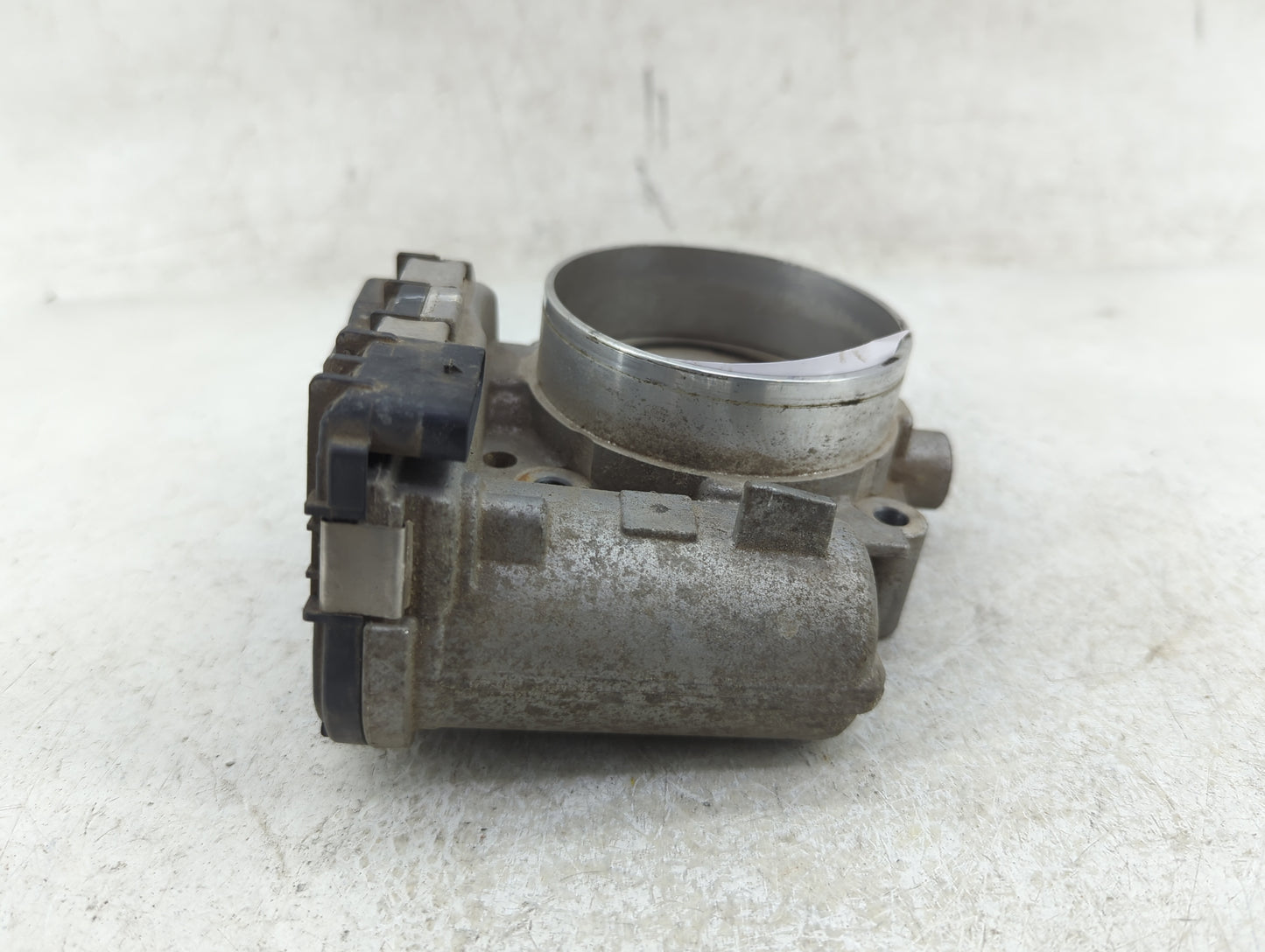 2011-2014 Chrysler 200 Throttle Body P/N:05184349AC Fits Fits 2007 2008 2009 2010 2011 2012 2013 2014 2015 2016 2017 2018 OE