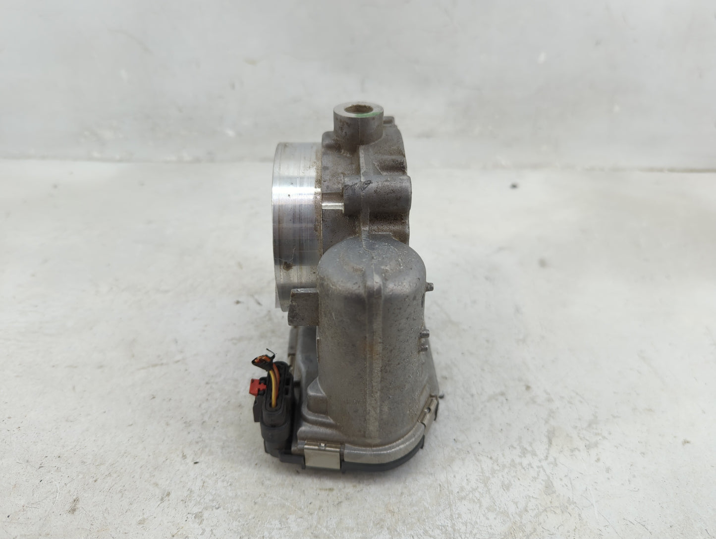 2011-2017 Chrysler 200 Throttle Body P/N:05184349AC Fits Fits 2011 2012 2013 2014 2015 2016 2017 2018 2019 2020 2021 2022 OE