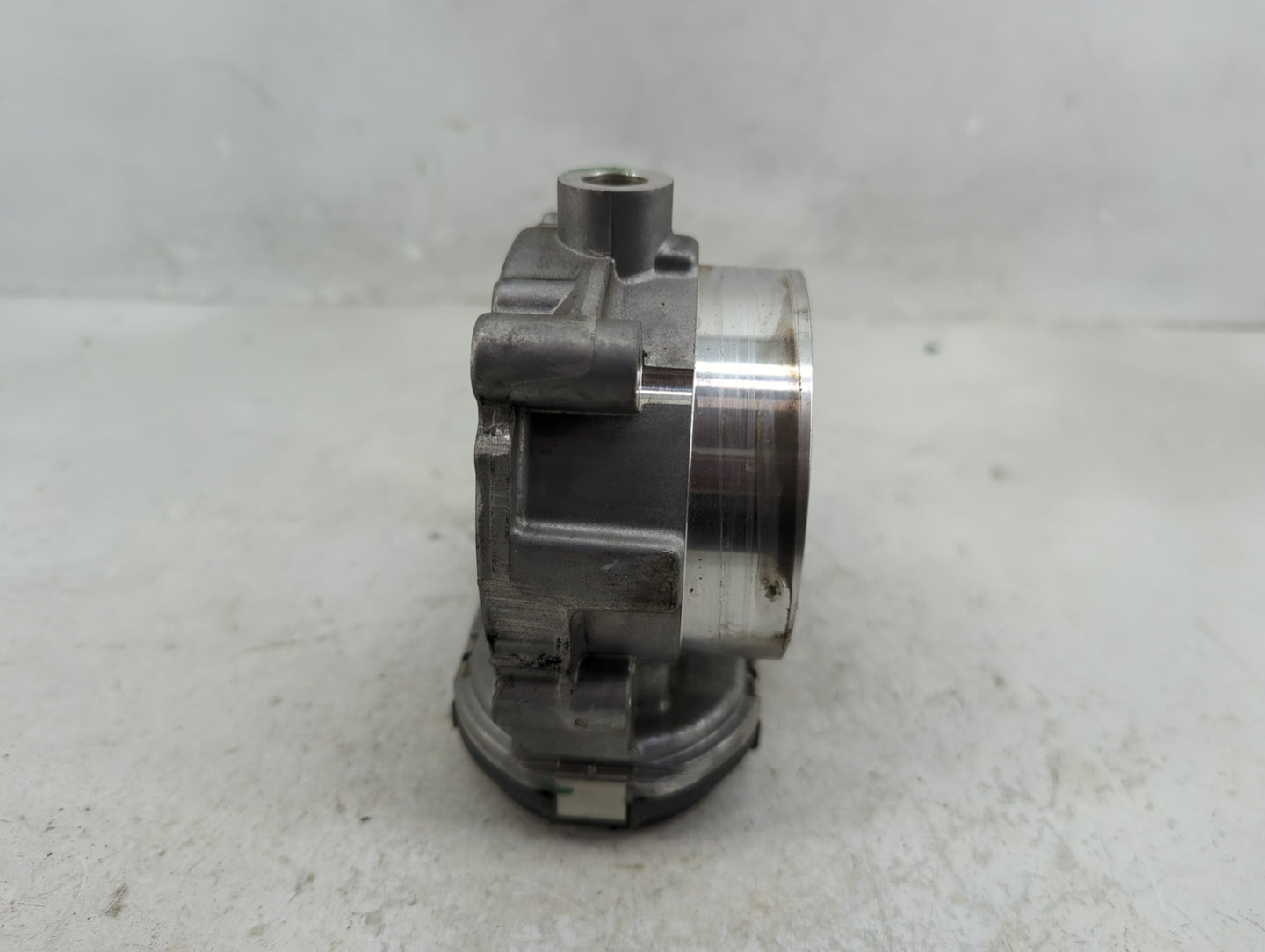 2011-2017 Chrysler 200 Throttle Body P/N:05184349AC Fits Fits 2011 2012 2013 2014 2015 2016 2017 2018 2019 2020 2021 2022 OE