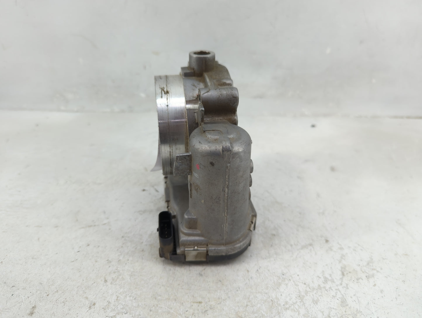 2011-2014 Chrysler 200 Throttle Body P/N:05184349AC Fits Fits 2007 2008 2009 2010 2011 2012 2013 2014 2015 2016 2017 2018 OE