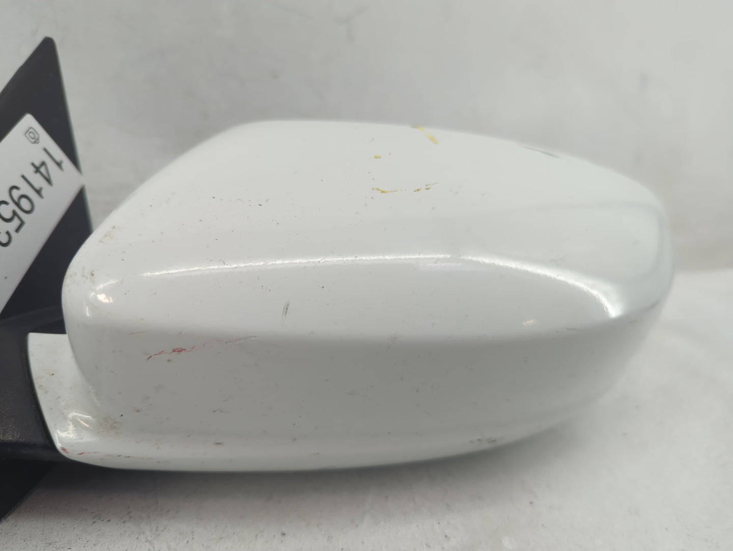 2011-2014 Chrysler 200 Driver Side View Mirror - Left Door Mirror OEM Used - Oemusedautoparts1.com