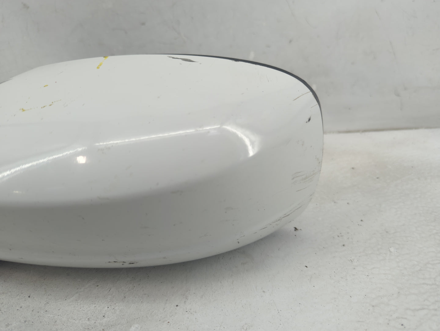 2011-2014 Chrysler 200 Driver Side View Mirror - Left Door Mirror OEM Used - Oemusedautoparts1.com