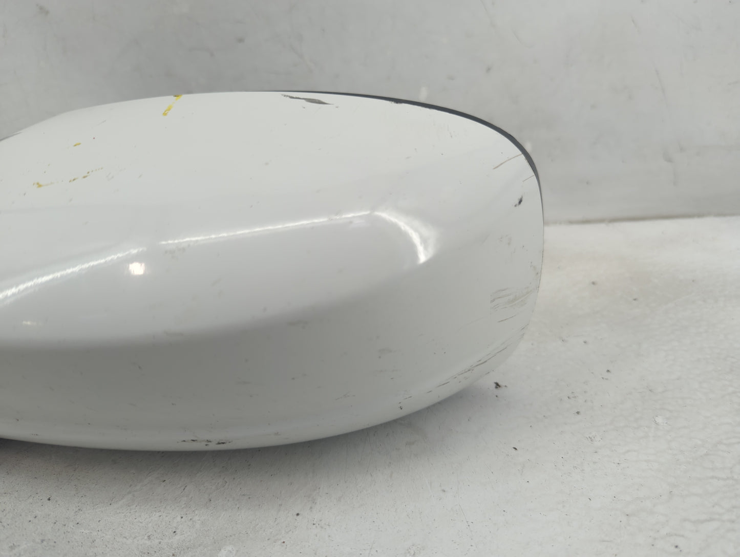 2011-2014 Chrysler 200 Driver Side View Mirror - Left Door Mirror OEM Used - Oemusedautoparts1.com