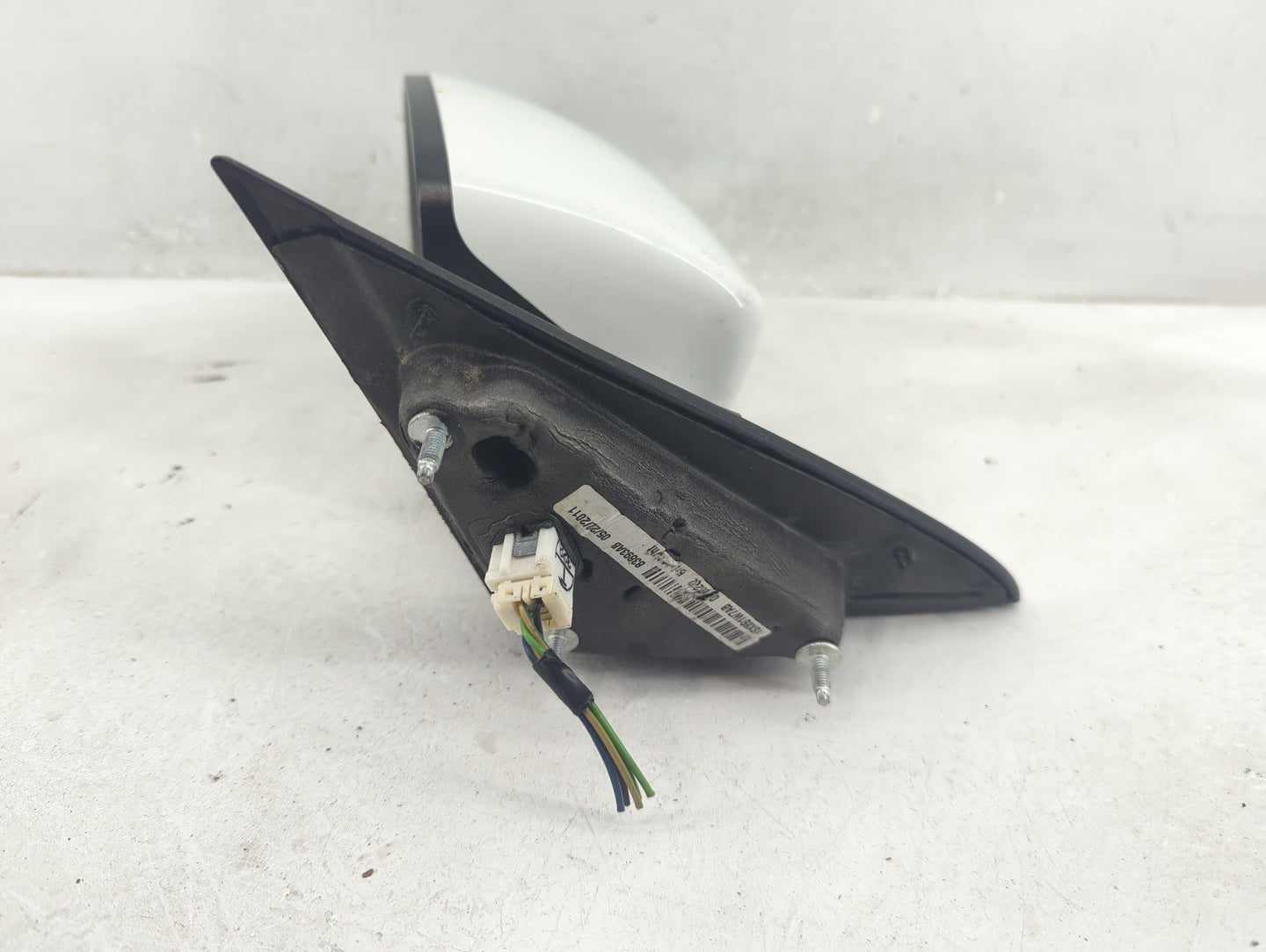2011-2014 Chrysler 200 Driver Side View Mirror - Left Door Mirror OEM Used - Oemusedautoparts1.com