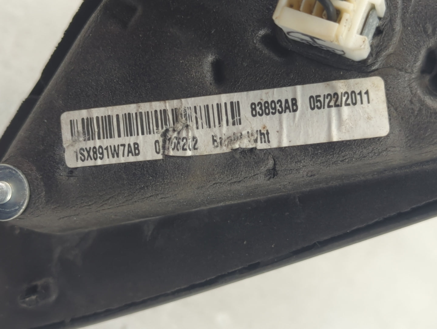 2011-2014 Chrysler 200 Driver Side View Mirror - Left Door Mirror OEM Used - Oemusedautoparts1.com