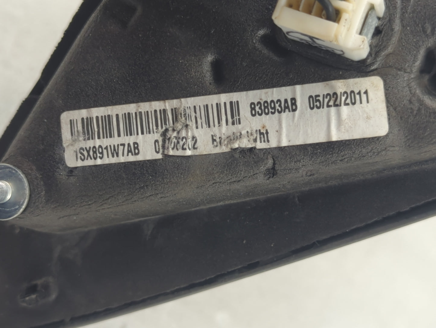 2011-2014 Chrysler 200 Driver Side View Mirror - Left Door Mirror OEM Used - Oemusedautoparts1.com