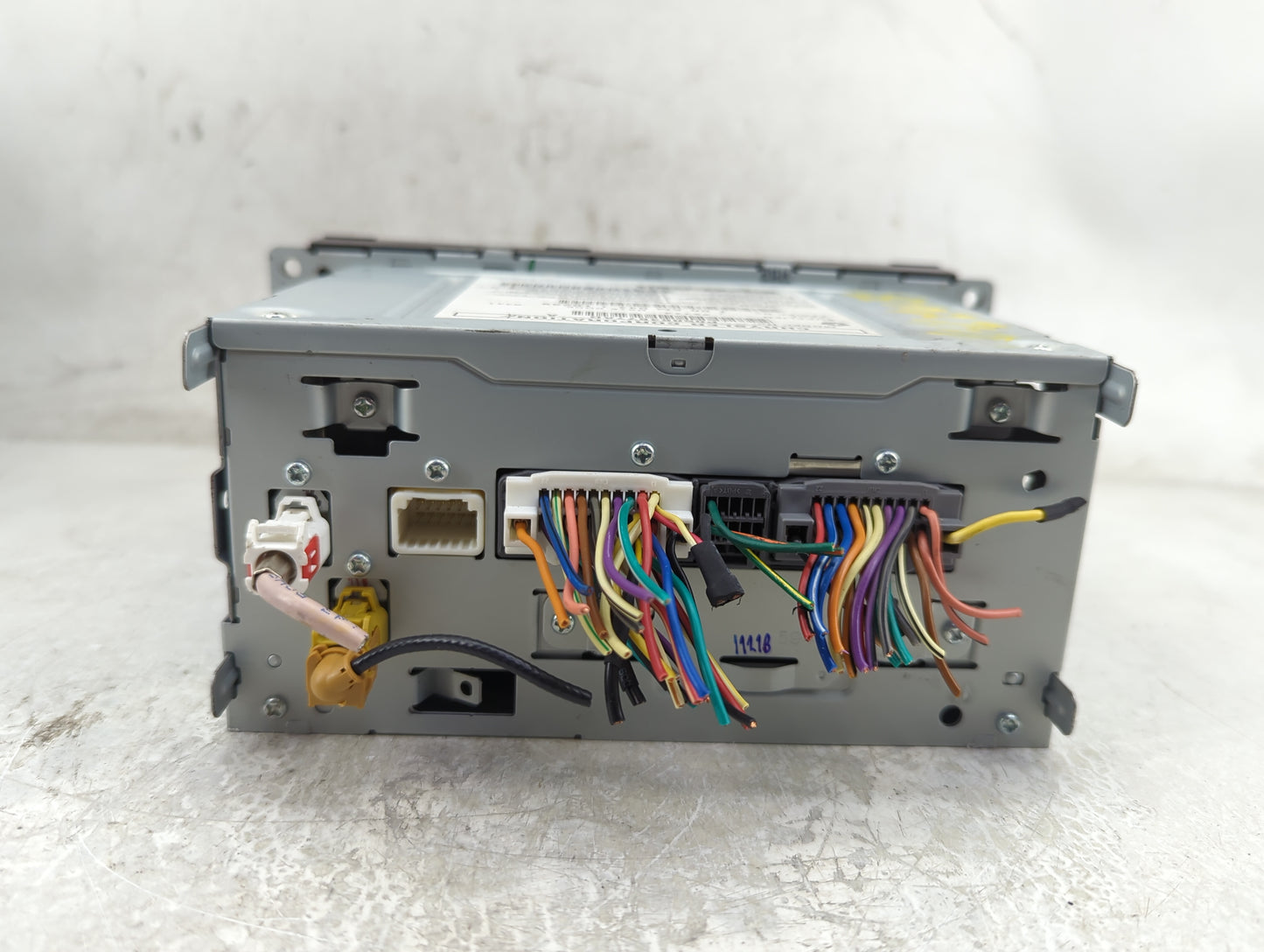 2011-2014 Chrysler 200 Radio AM FM Cd Player Receiver Replacement P/N:P05064677AG Fits Fits 2011 2012 2013 2014 OEM Used Aut