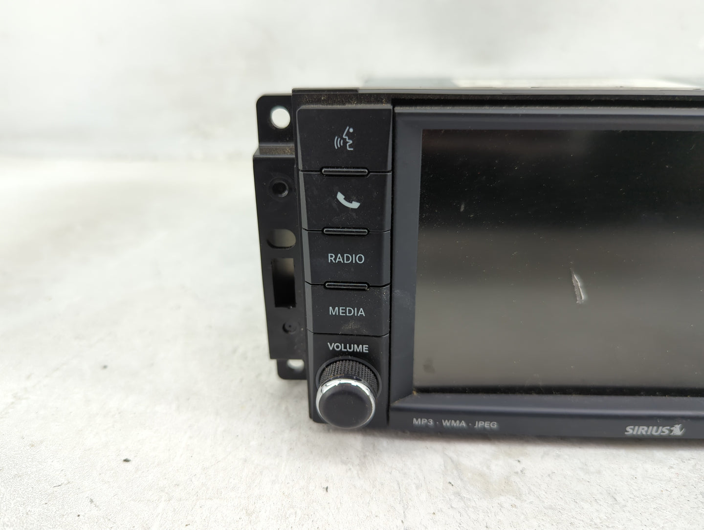 2011-2012 Chrysler 200 Radio AM FM Cd Player Receiver Replacement P/N:P05064836AG Fits Fits 2011 2012 OEM Used Auto Parts - 
