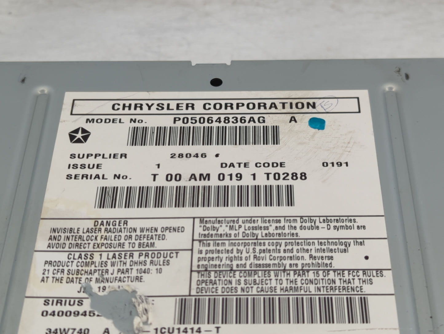 2011-2012 Chrysler 200 Radio AM FM Cd Player Receiver Replacement P/N:P05064836AG Fits Fits 2011 2012 OEM Used Auto Parts - 