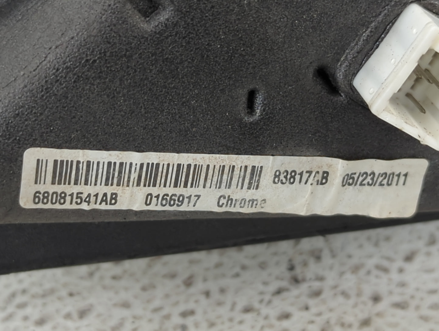 2011-2014 Chrysler 200 Driver Side View Mirror - Left Door Mirror OEM Used - Oemusedautoparts1.com