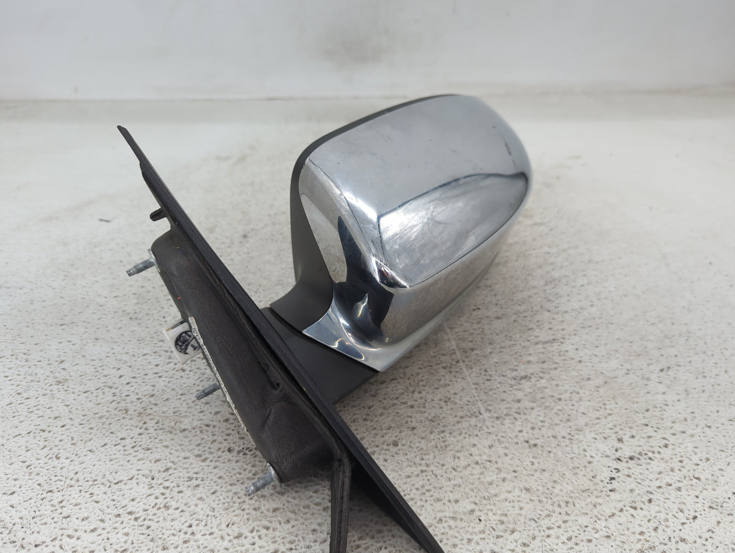 2011-2014 Chrysler 200 Driver Side View Mirror - Left Door Mirror OEM Used - Oemusedautoparts1.com