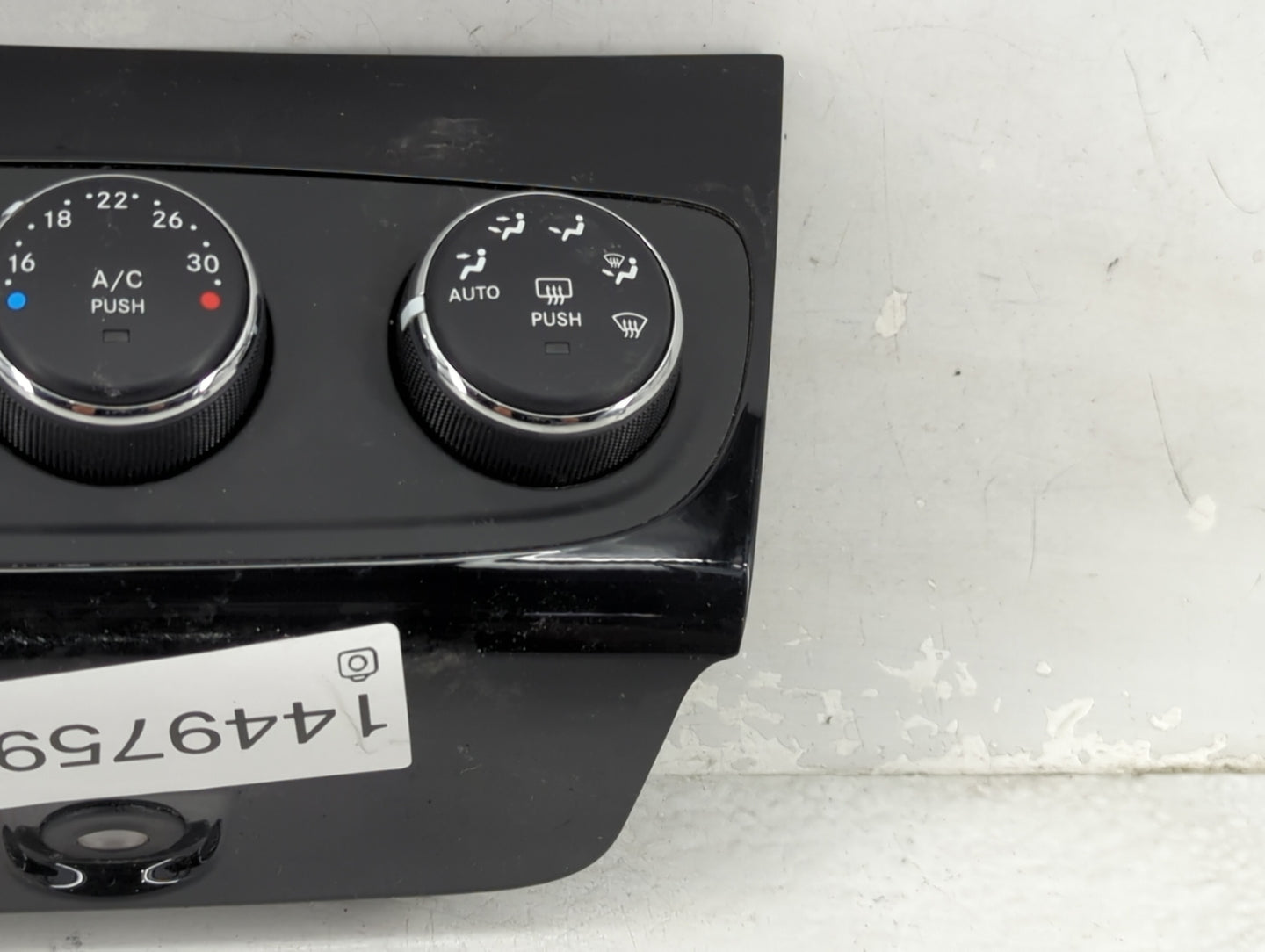 2011-2014 Chrysler 200 Climate Control Module Temperature AC/Heater Replacement P/N:P55111134AC Fits OEM Used Auto Parts - O