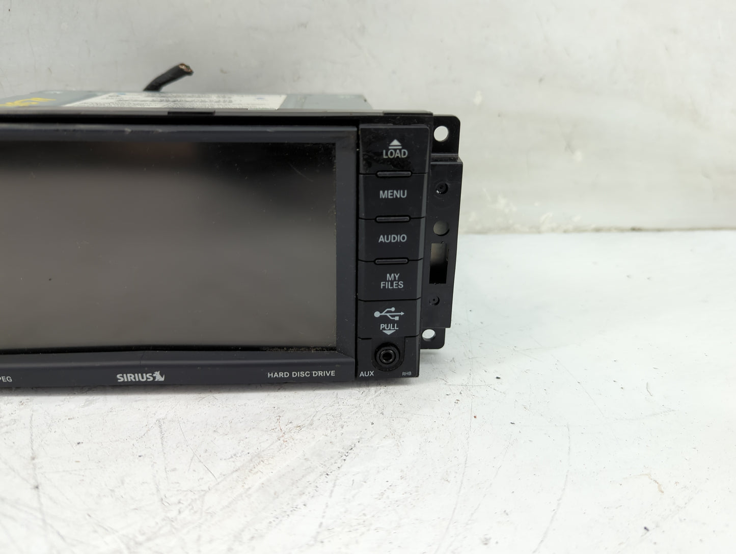 2011-2012 Chrysler 200 Radio AM FM Cd Player Receiver Replacement P/N:P05064836AG Fits Fits 2011 2012 OEM Used Auto Parts - 