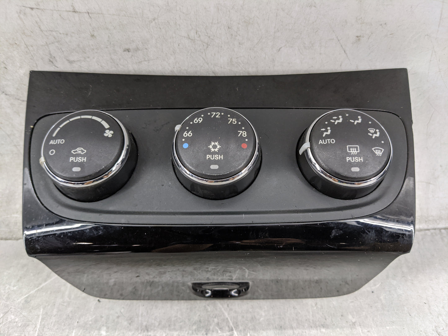 2011-2014 Chrysler 200 Climate Control Module Temperature AC/Heater Replacement P/N:1SW68DX8AB Fits OEM Used Auto Parts - Oe