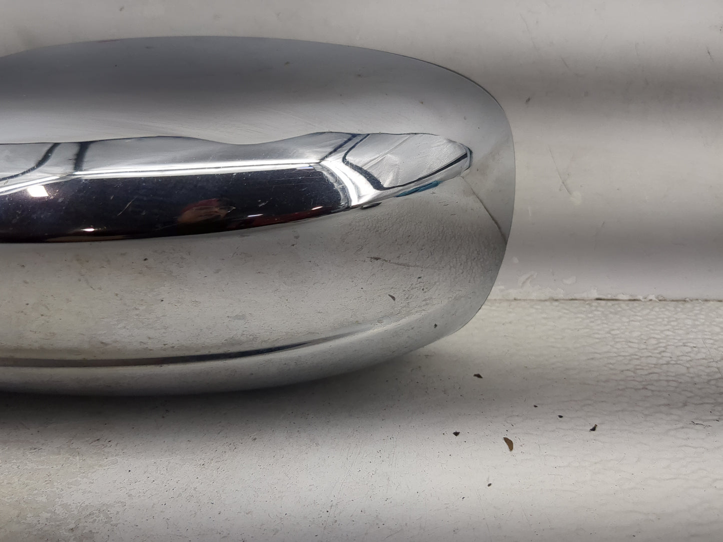 2011-2014 Chrysler 200 Driver Side View Mirror - Left Door Mirror OEM Used - Oemusedautoparts1.com