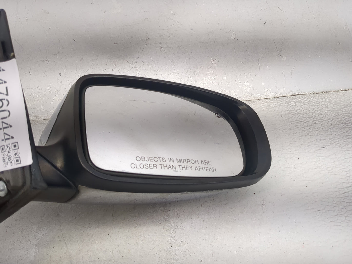 2011-2014 Chrysler 200 Passenger Side View Mirror - Right Door Mirror OEM Used - Oemusedautoparts1.com