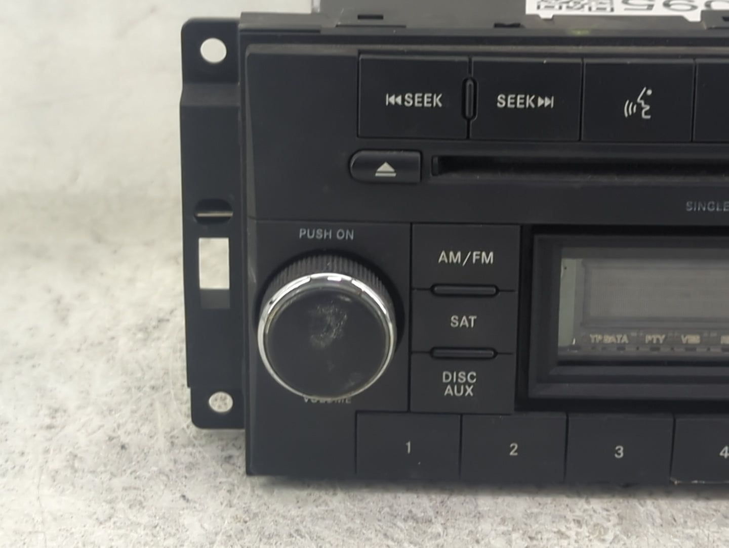 2011-2012 Chrysler 200 Radio AM FM Cd Player Receiver Replacement P/N:P05091226AD QL32FS Fits Fits 2011 2012 OEM Used Auto P