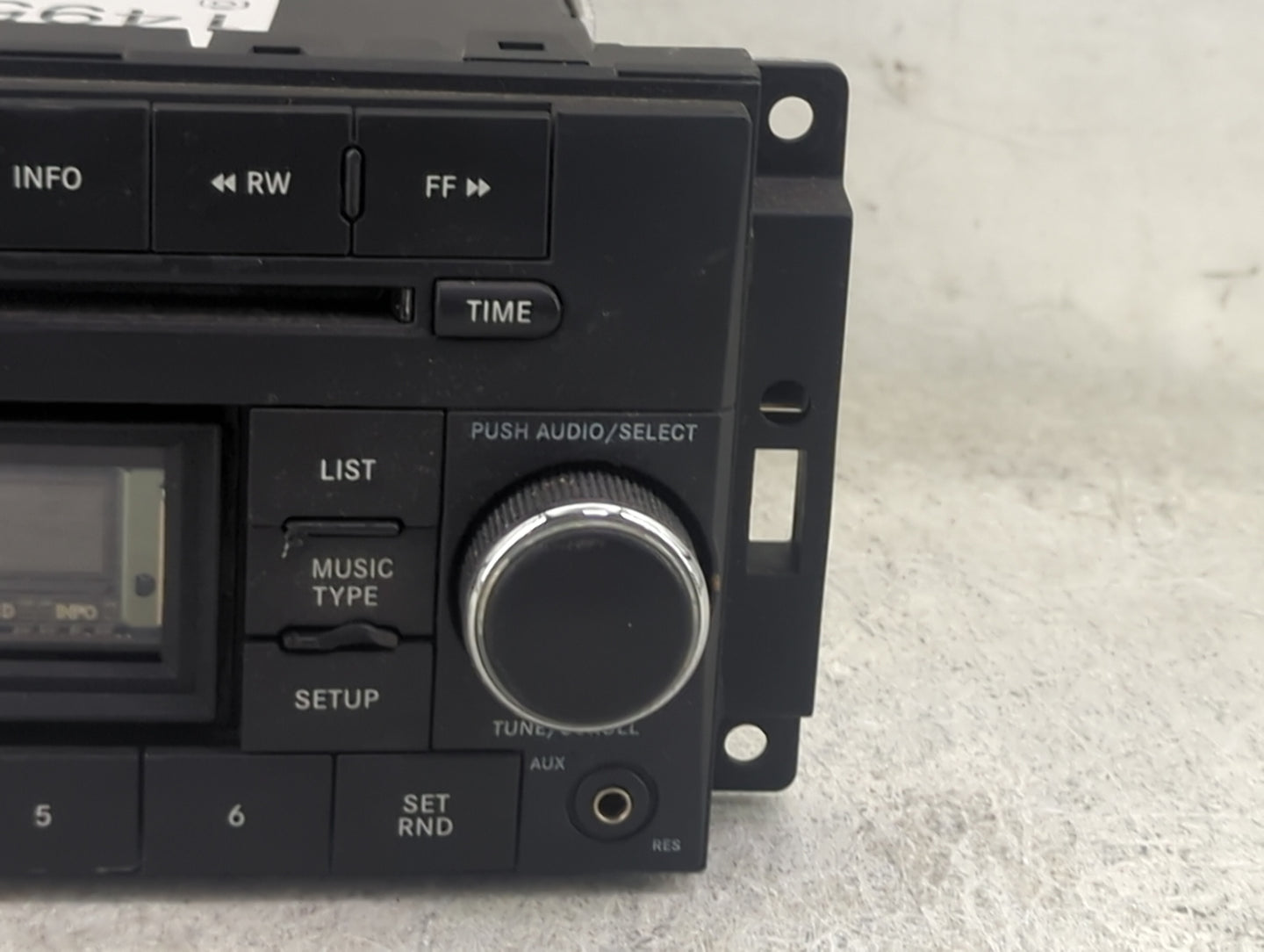 2011-2012 Chrysler 200 Radio AM FM Cd Player Receiver Replacement P/N:P05091226AD QL32FS Fits Fits 2011 2012 OEM Used Auto P