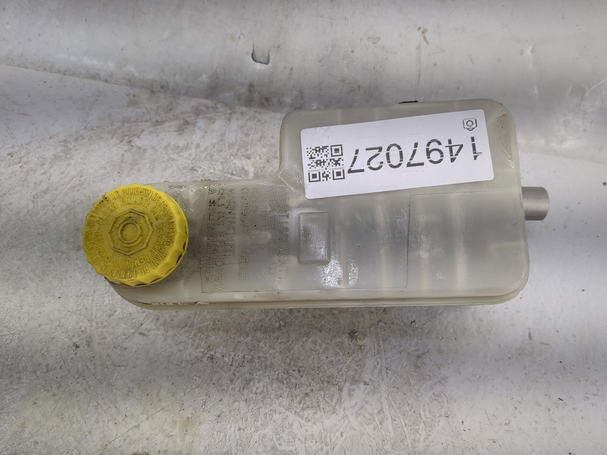 2011 Chrysler 200 Brake Master Cylinder - Oemusedautoparts1.com