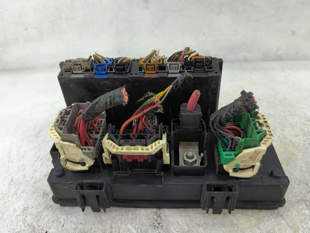 2011-2014 Chrysler 200 Fusebox Fuse Box Relay Module Tipm 1500396 - Oemusedautoparts1.com