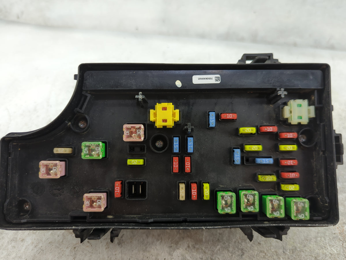2011-2014 Chrysler 200 Fusebox Fuse Box Relay Module Tipm 1500396 - Oemusedautoparts1.com