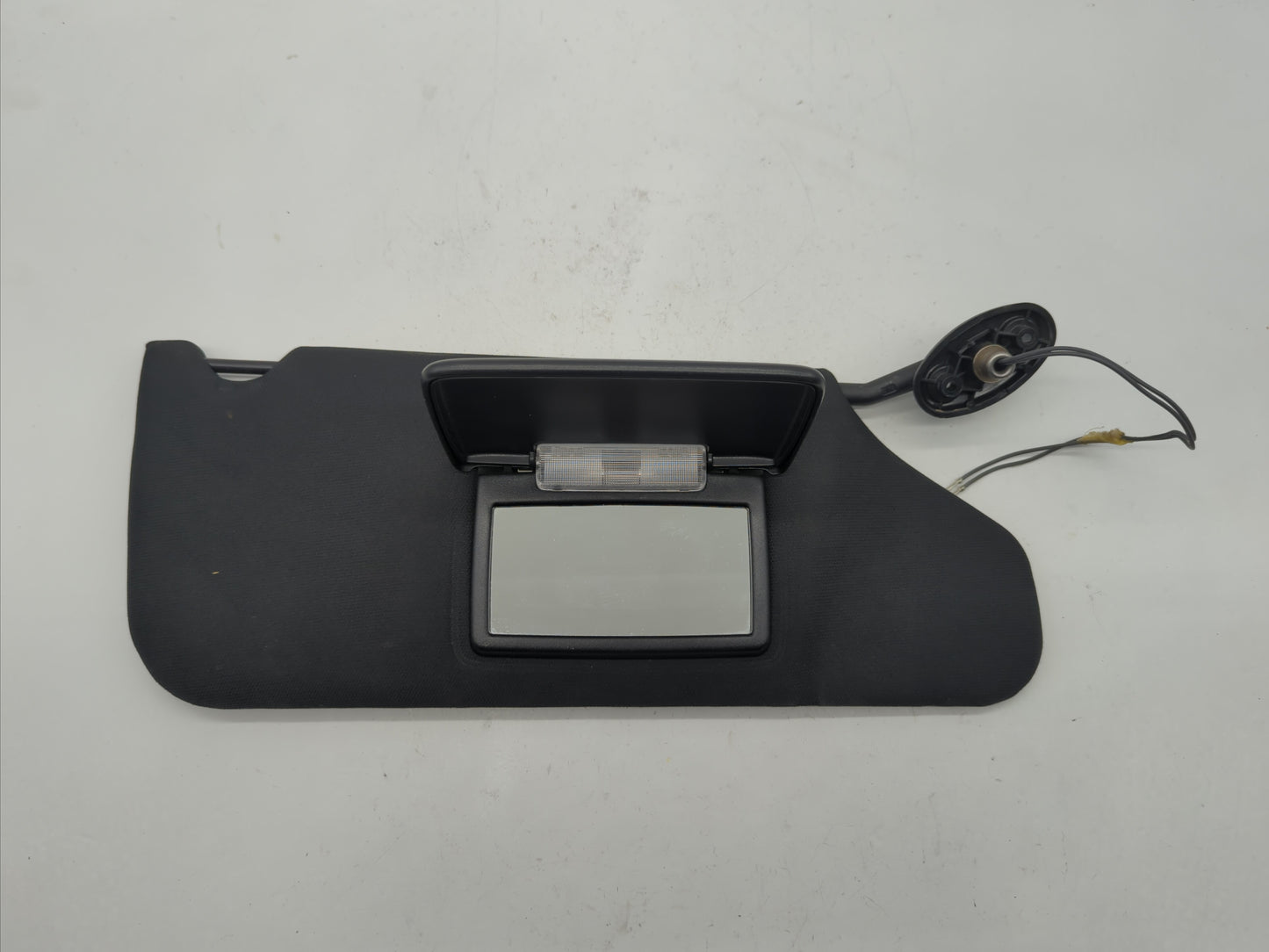 2011-2014 Chrysler 200 Sun Visor Shade Replacement Passenger Right Mirror Fits Fits 2011 2012 2013 2014 OEM Used Auto Parts 