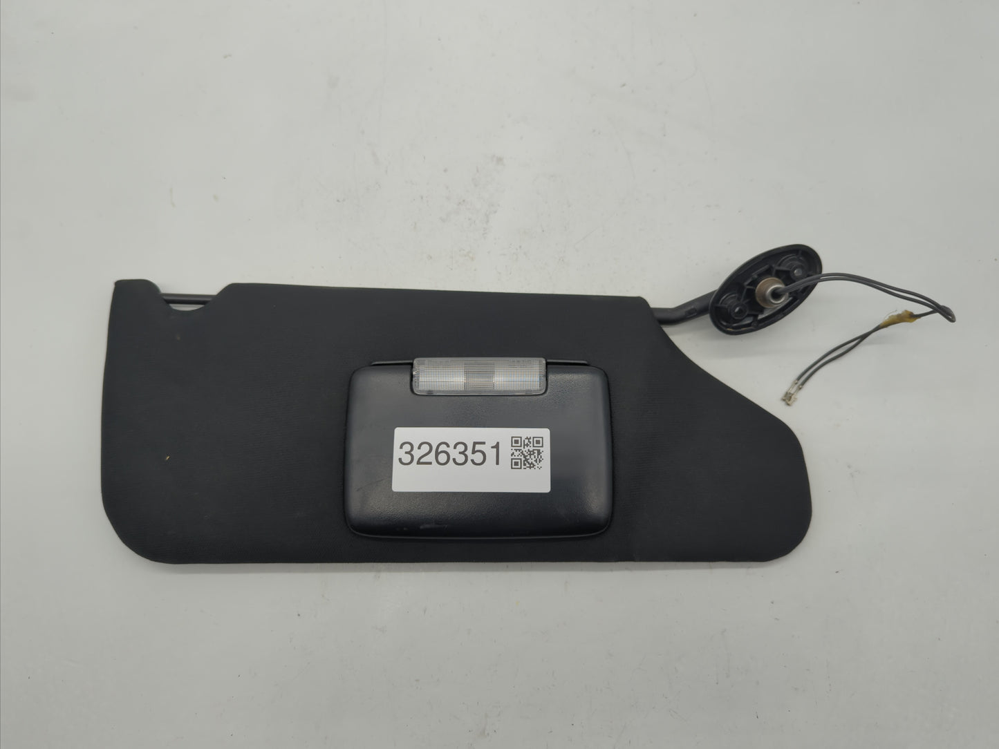 2011-2014 Chrysler 200 Sun Visor Shade Replacement Passenger Right Mirror Fits Fits 2011 2012 2013 2014 OEM Used Auto Parts 