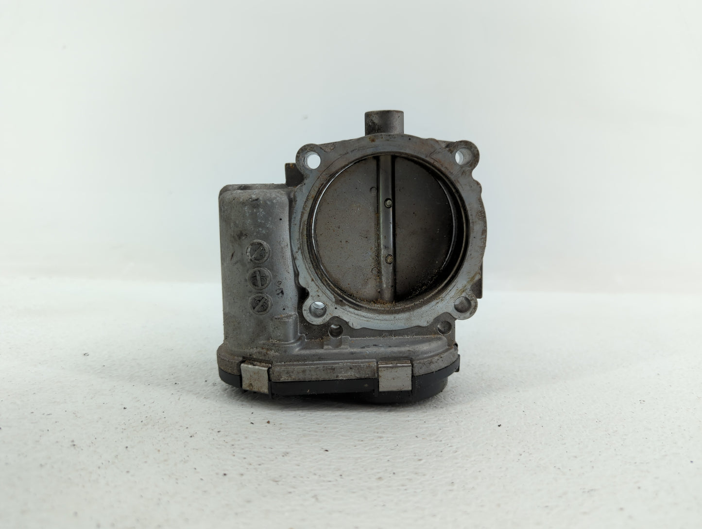 2011-2017 Chrysler 200 Throttle Body P/N:05184349AE 05184349AD Fits OEM Used Auto Parts - Oemusedautoparts1.com