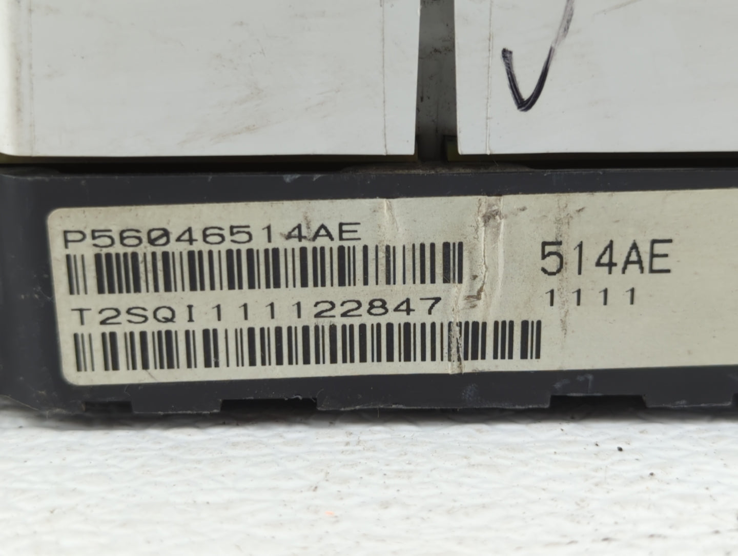 2011-2014 Chrysler 200 Instrument Cluster Speedometer Gauges P/N:P56046514AE P56046512AH Fits Fits 2011 2012 2013 2014 OEM U