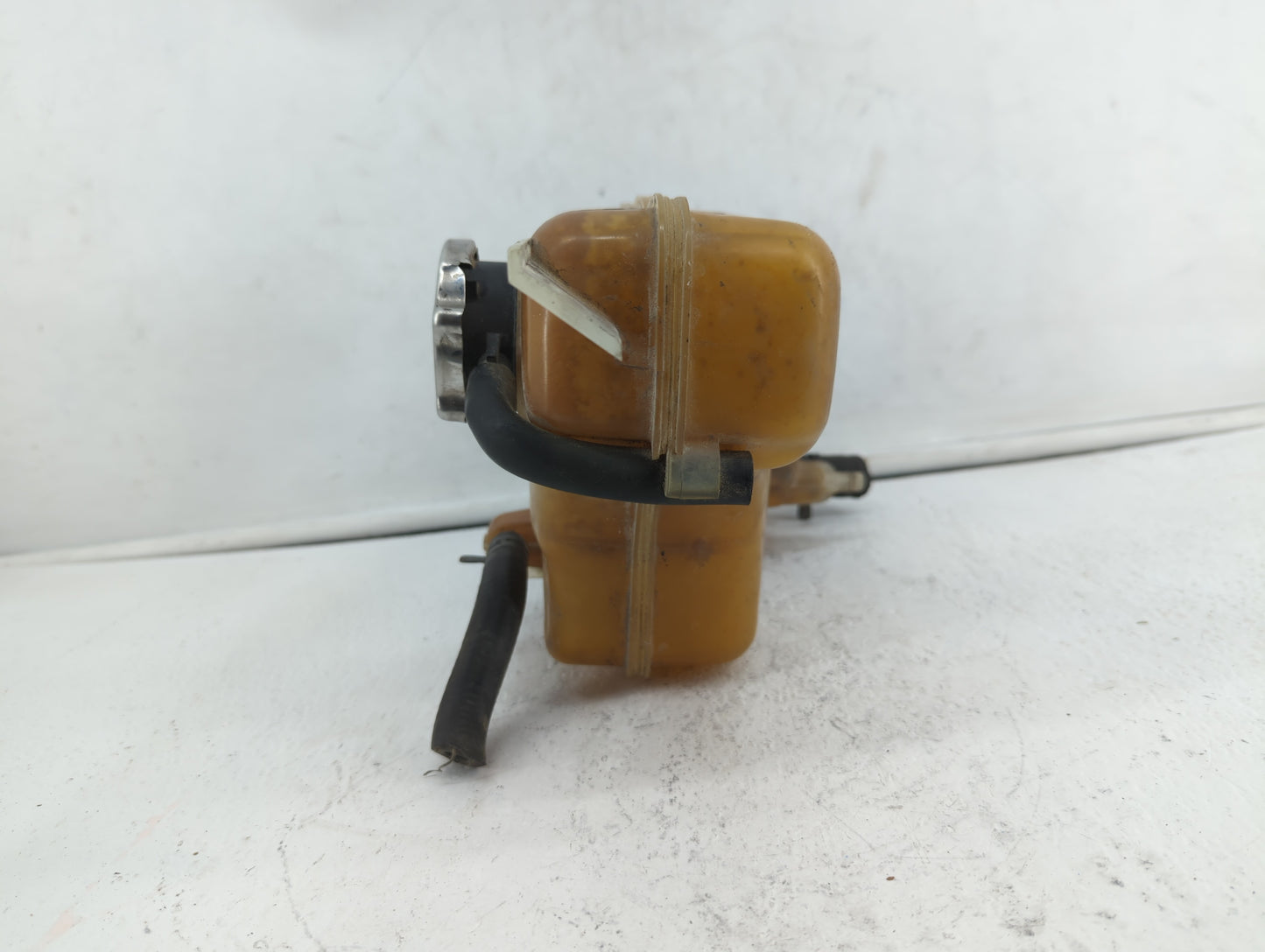 2011-2014 Chrysler 200 Windshield Washer Fluid Reservoir Bottle Oem - Oemusedautoparts1.com
